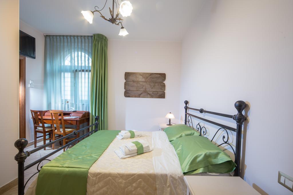 B&B Casa Cavour San Benedetto del Tronto Exterior photo
